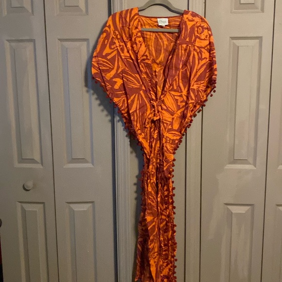 Cover up - Picture 1 of 1